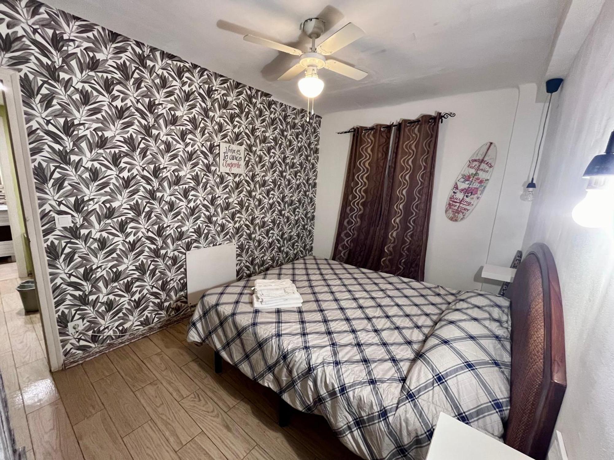 4 Aptos Fully Equipped Nearly Center *